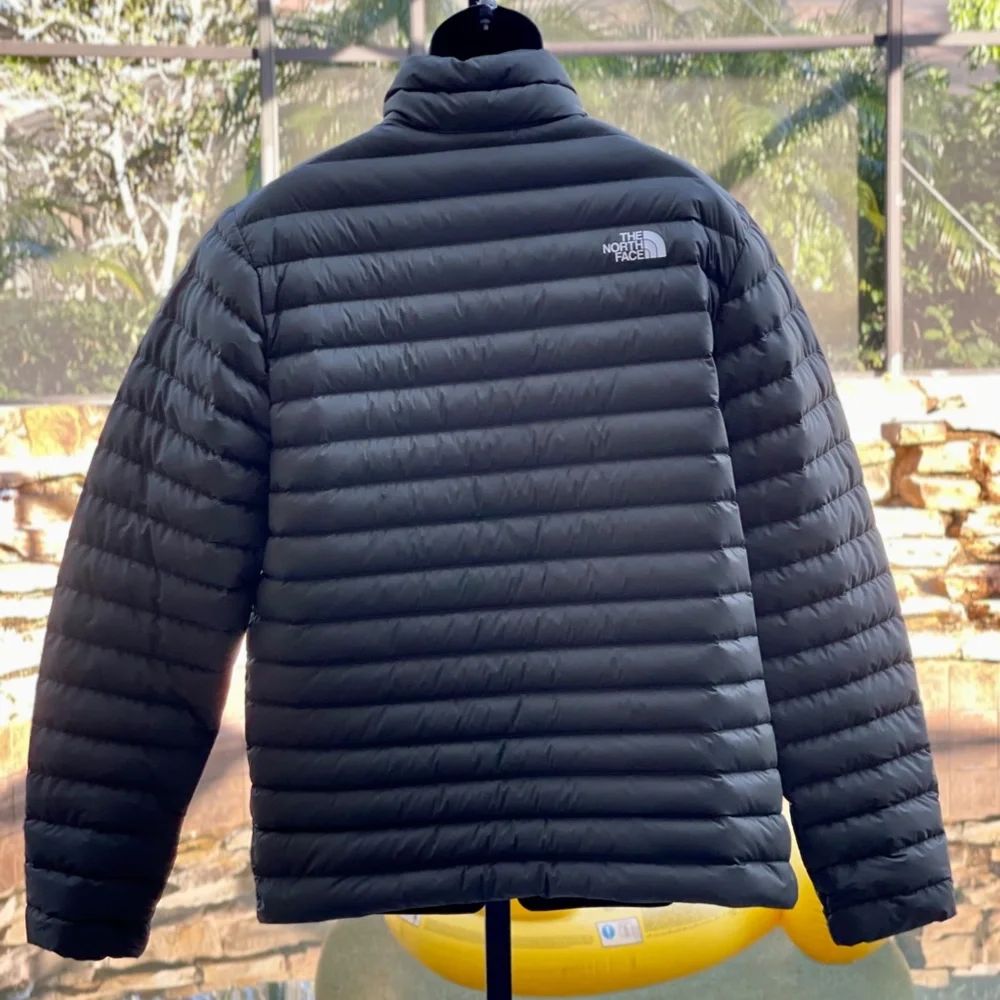 THE NORTH FACE STRETCH 700 FILL DOWN SLIM FIT GOOSE DOWN JACKET (LARGE)‎